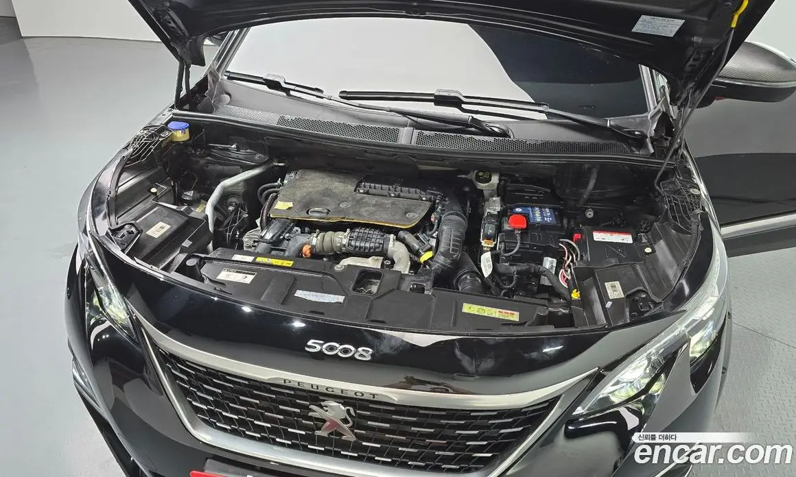 Peugeot 5008 2018 1.6 автомат (гидро), фото 5