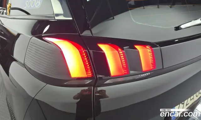 Peugeot 5008 2018 1.6 автомат (гидро), миниатюра 8