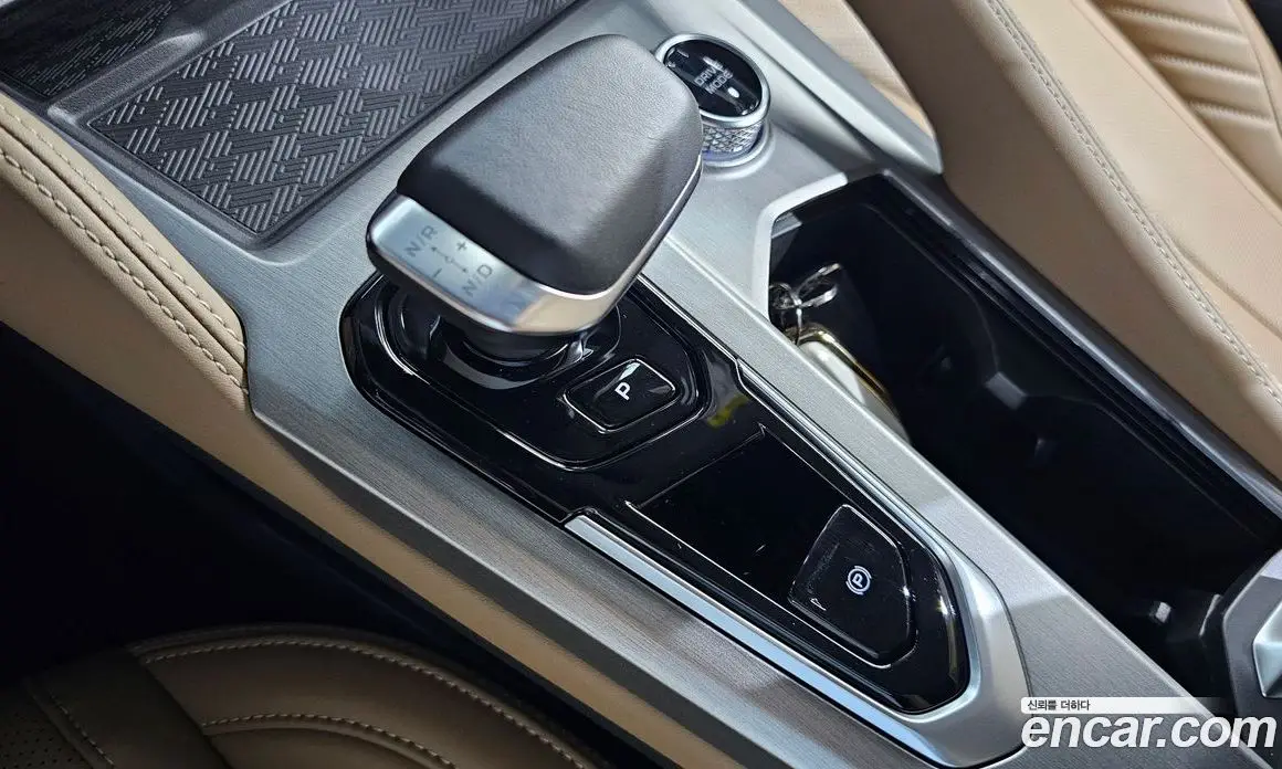 Renault (Samsung) Grand Koleos 2025 1.5 автомат (гидро), фото 12