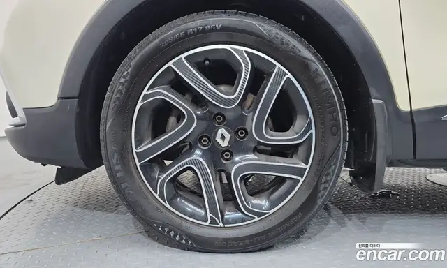 Renault (Samsung) QM3 2016 1.5 автомат (гидро), миниатюра 4 Renault (Samsung) QM3 2016 1.5 автомат (гидро), миниатюра 4