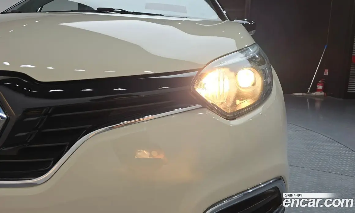 Renault (Samsung) QM3 2016 1.5 автомат (гидро), фото 7 Renault (Samsung) QM3 2016 1.5 автомат (гидро), фото 7