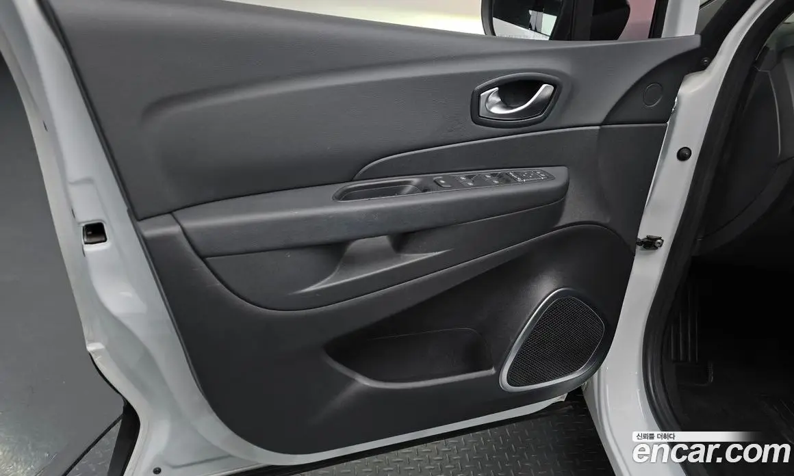 Renault (Samsung) QM3 2018 1.5 автомат (гидро), фото 14