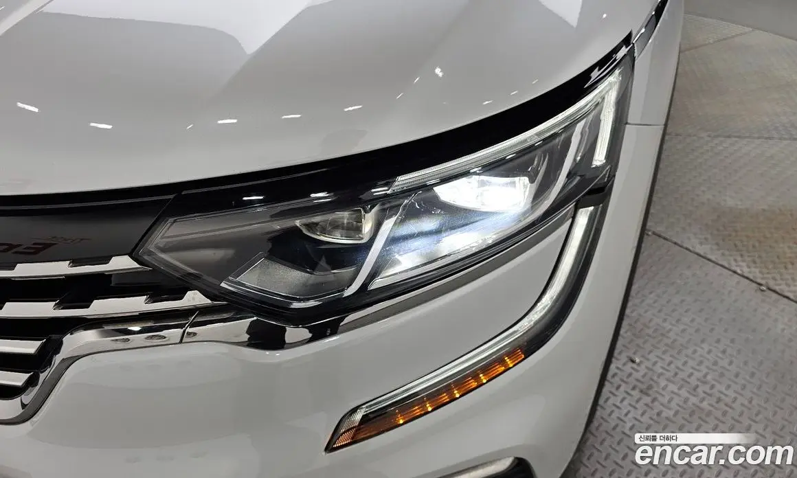 Renault (Samsung) QM6 2020 2.0 автомат (гидро), фото 8 Renault (Samsung) QM6 2020 2.0 автомат (гидро), фото 8