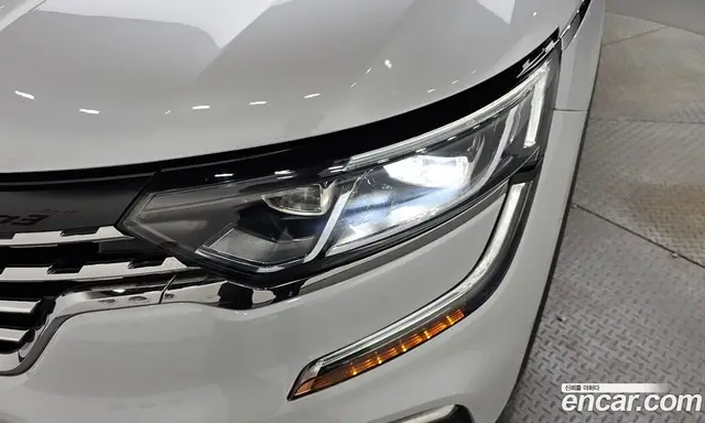 Renault (Samsung) QM6 2020 2.0 автомат (гидро), миниатюра 8 Renault (Samsung) QM6 2020 2.0 автомат (гидро), миниатюра 8