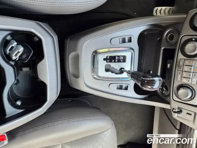 SsangYong Korando 2016 2.2 автомат (гидро), миниатюра 9