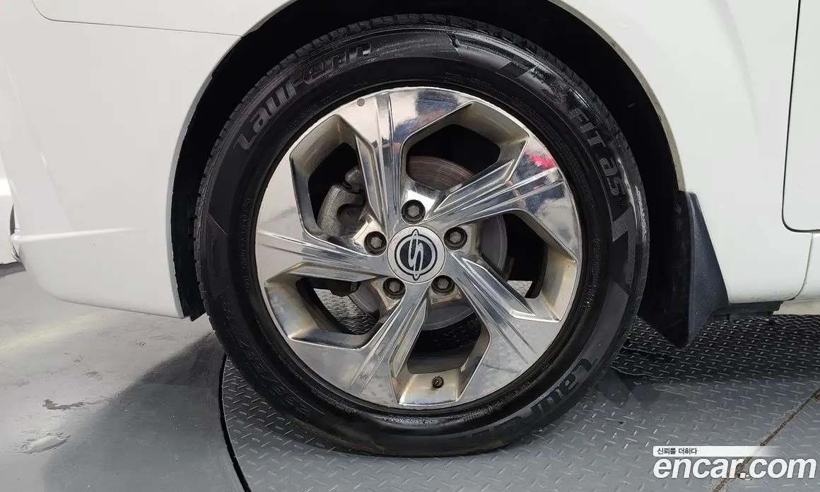 SsangYong Korando 2018 2.2 автомат (гидро), фото 5