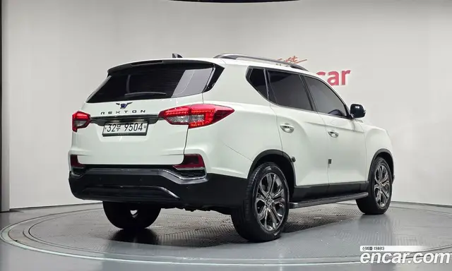 SsangYong Rexton 2017 2.2 автомат (гидро), миниатюра 2