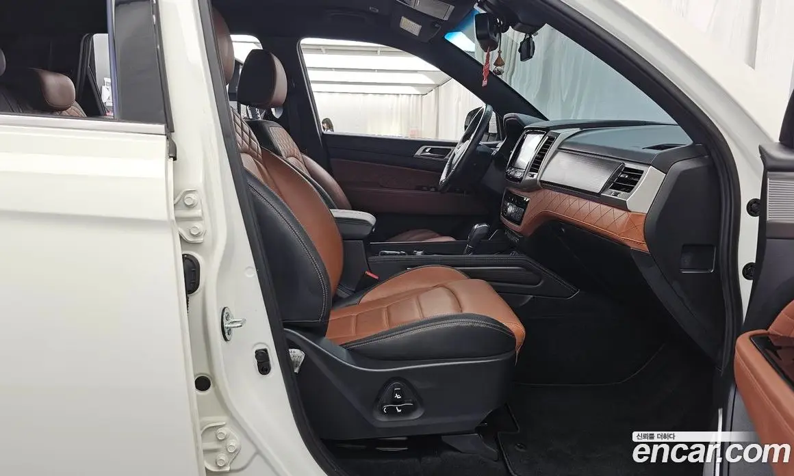 SsangYong Rexton 2017 2.2 автомат (гидро), фото 17