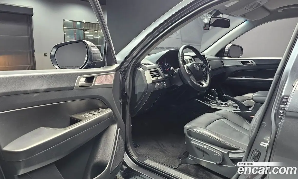 SsangYong Rexton 2018 2.2 автомат (гидро), фото 13 SsangYong Rexton 2018 2.2 автомат (гидро), фото 13