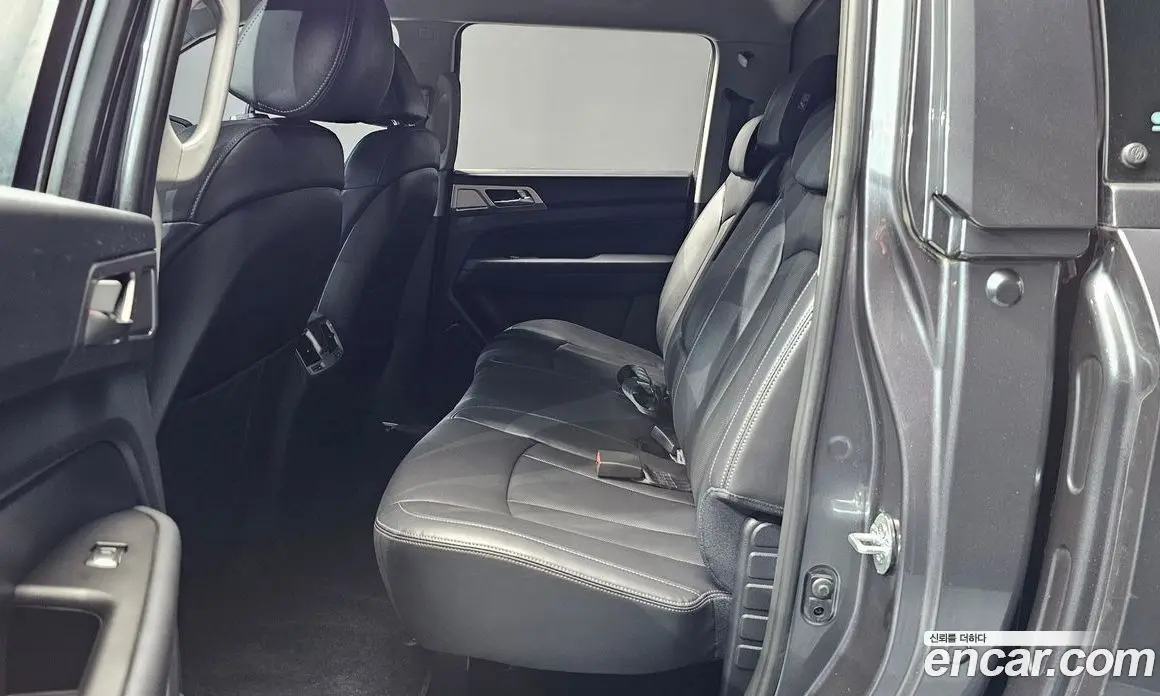 SsangYong Rexton 2018 2.2 автомат (гидро), фото 18 SsangYong Rexton 2018 2.2 автомат (гидро), фото 18