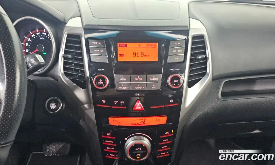 SsangYong TIBOLI 2015 1.6 автомат (гидро), фото 19 SsangYong TIBOLI 2015 1.6 автомат (гидро), фото 19