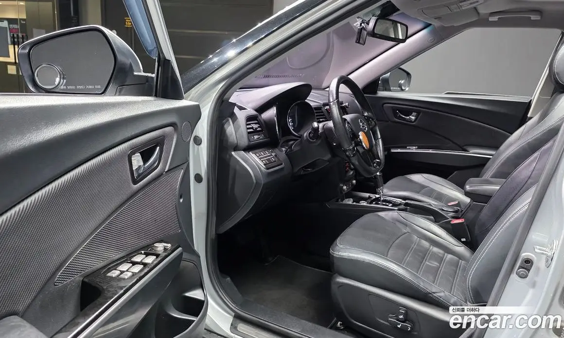 SsangYong TIBOLI 2016 1.6 автомат (гидро), фото 13 SsangYong TIBOLI 2016 1.6 автомат (гидро), фото 13