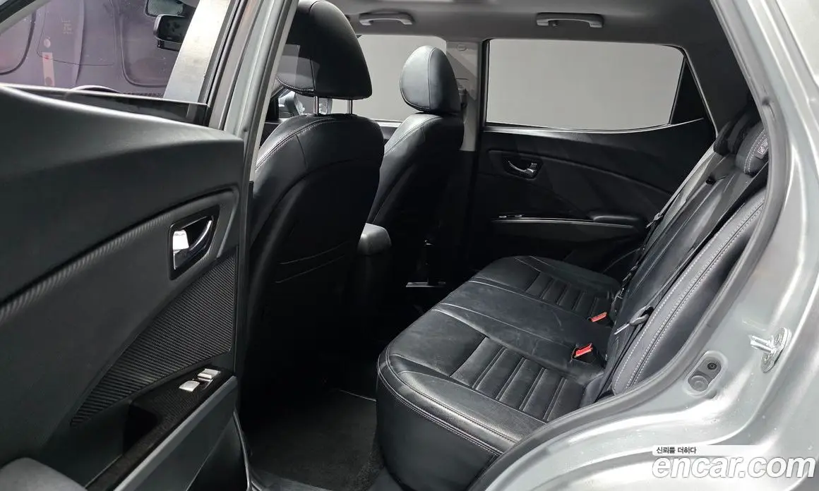 SsangYong TIBOLI 2016 1.6 автомат (гидро), фото 18 SsangYong TIBOLI 2016 1.6 автомат (гидро), фото 18