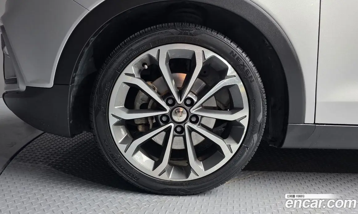 SsangYong TIBOLI 2016 1.6 автомат (гидро), фото 5 SsangYong TIBOLI 2016 1.6 автомат (гидро), фото 5