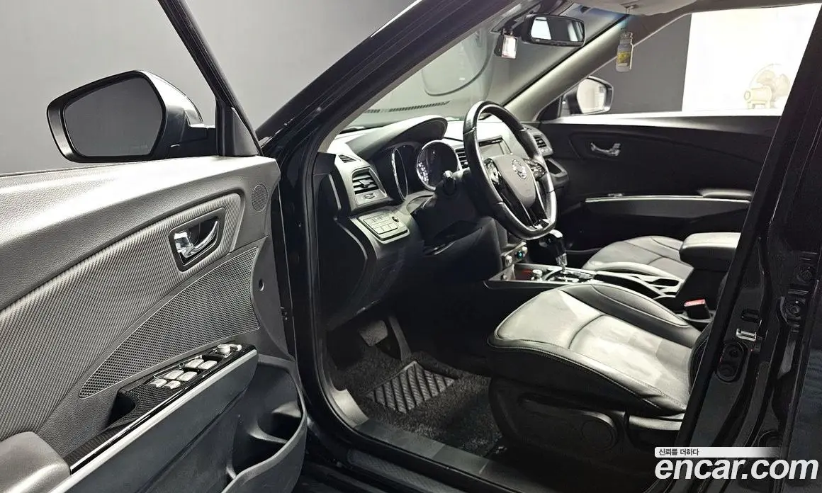 SsangYong TIBOLI 2018 1.6 автомат (гидро), фото 13