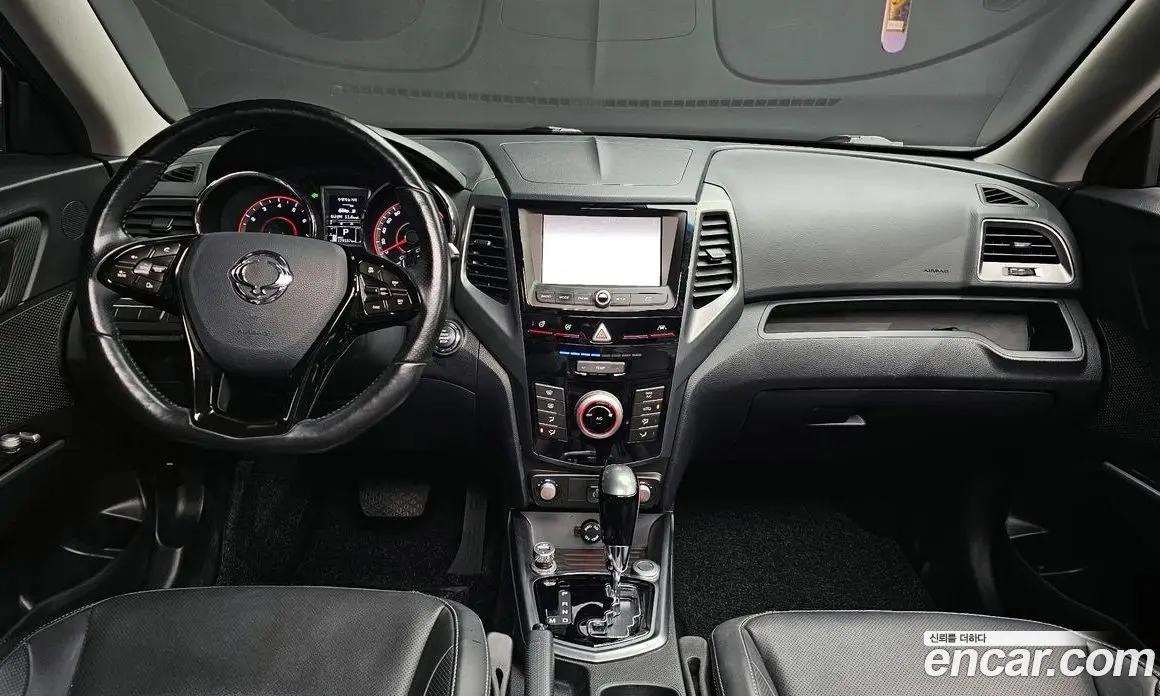 SsangYong TIBOLI 2018 1.6 автомат (гидро), фото 10