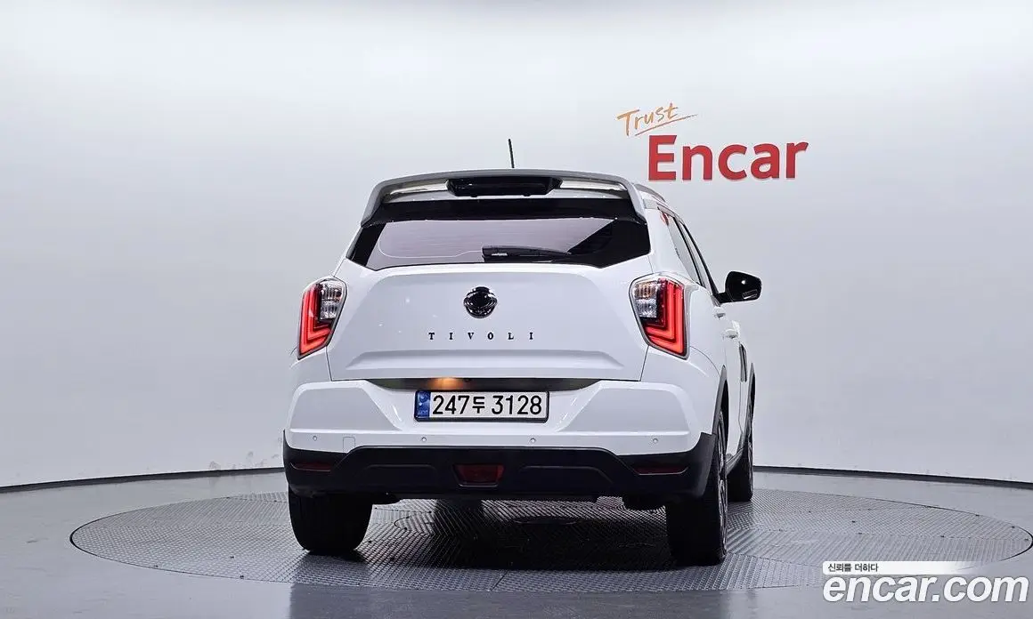 SsangYong TIBOLI 2019 1.5 автомат (гидро), фото 4 SsangYong TIBOLI 2019 1.5 автомат (гидро), фото 4