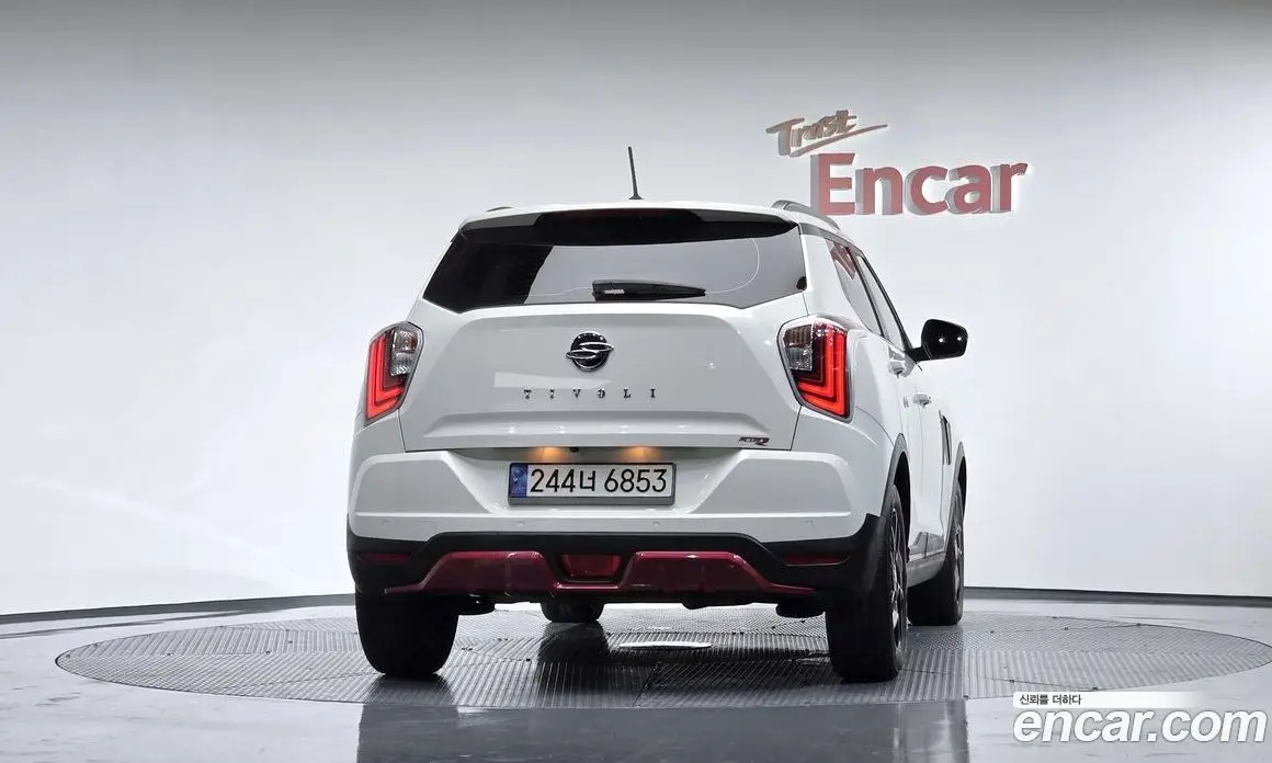 SsangYong TIBOLI 2021 1.5 автомат (гидро), фото 3 SsangYong TIBOLI 2021 1.5 автомат (гидро), фото 3