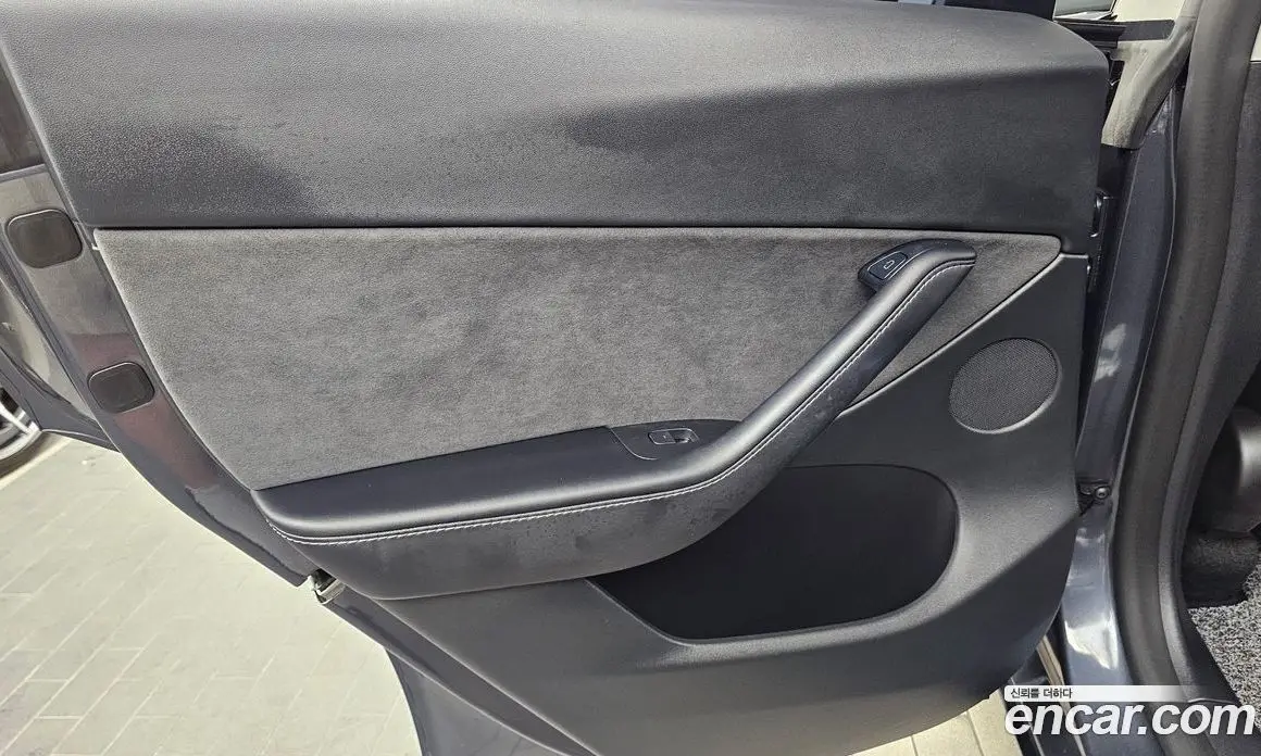 Tesla Model Y 2022 0.2 автомат (гидро), фото 15