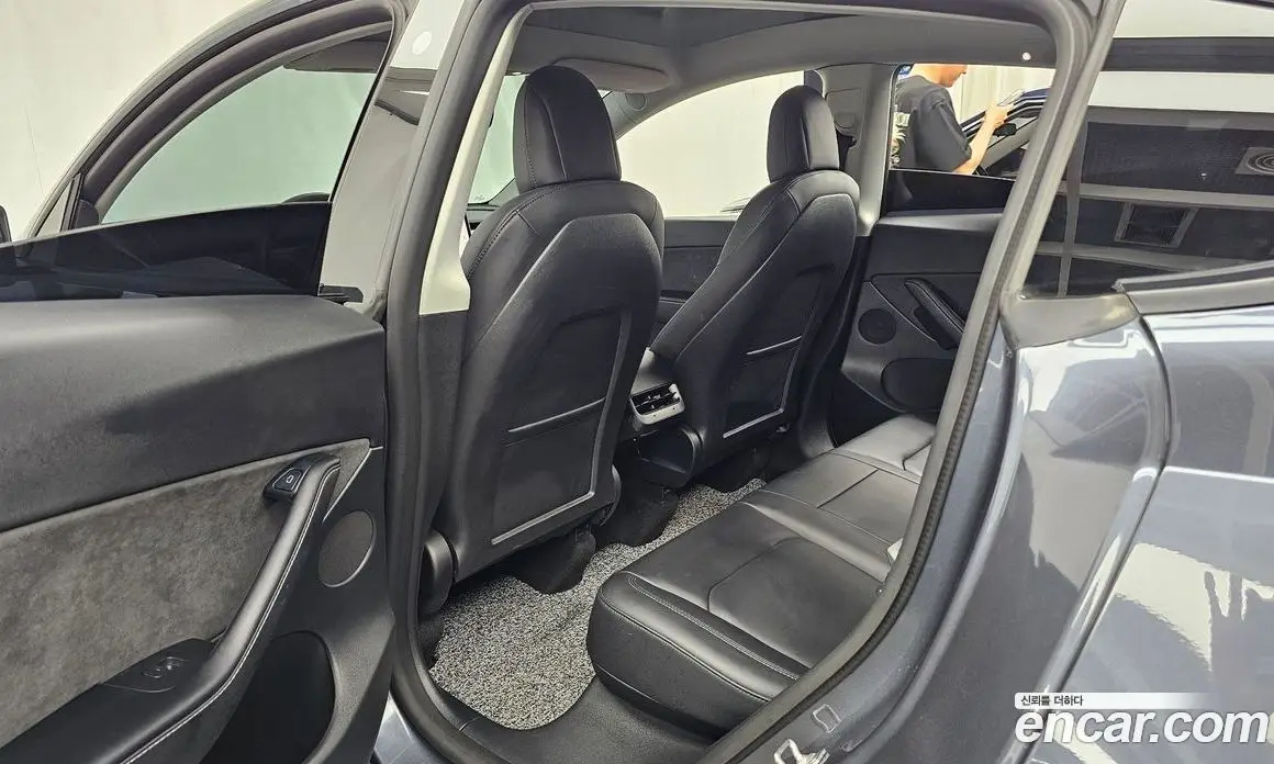 Tesla Model Y 2022 0.2 автомат (гидро), фото 16