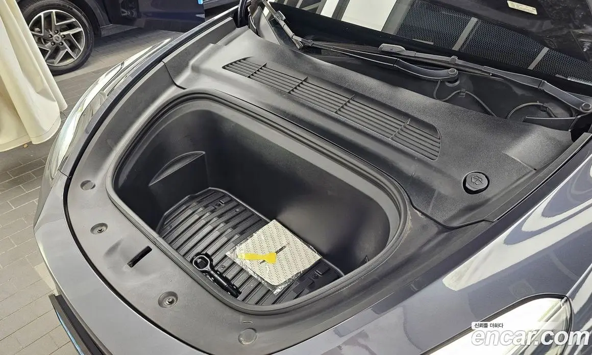 Tesla Model Y 2022 0.2 автомат (гидро), фото 6