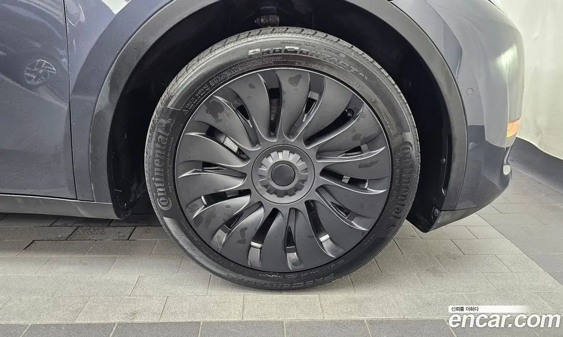 Tesla Model Y 2022 0.2 автомат (гидро), фото 7
