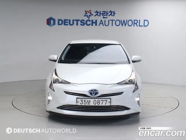 Toyota Prius 2016 1.8 автомат (гидро), миниатюра 3 Toyota Prius 2016 1.8 автомат (гидро), миниатюра 3