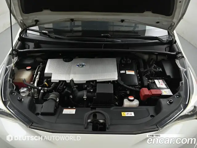 Toyota Prius 2016 1.8 автомат (гидро), миниатюра 6 Toyota Prius 2016 1.8 автомат (гидро), миниатюра 6
