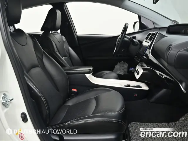Toyota Prius 2016 1.8 автомат (гидро), миниатюра 10 Toyota Prius 2016 1.8 автомат (гидро), миниатюра 10