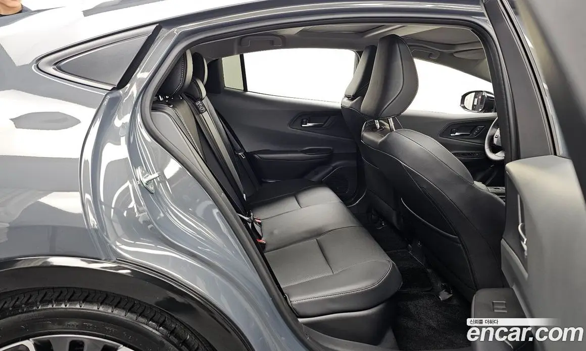 Toyota Prius 2024 2.0 автомат (гидро), фото 18