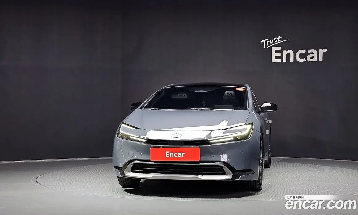 Toyota Prius 2024 2.0 автомат (гидро), фото 3
