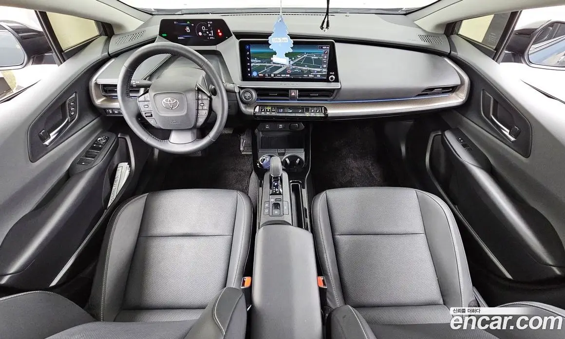 Toyota Prius 2024 2.0 автомат (гидро), фото 10