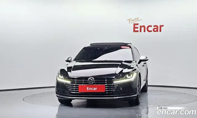Volkswagen Arteon 2019 2.0 автомат (гидро), миниатюра 2