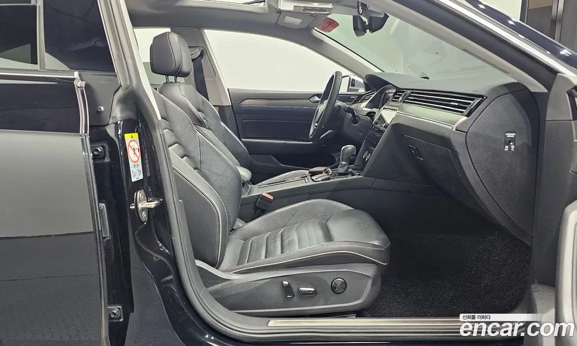 Volkswagen Arteon 2019 2.0 автомат (гидро), фото 15