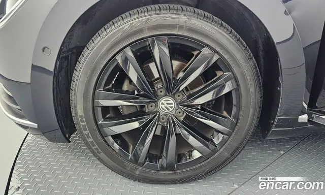 Volkswagen Arteon 2019 2.0 автомат (гидро), миниатюра 4