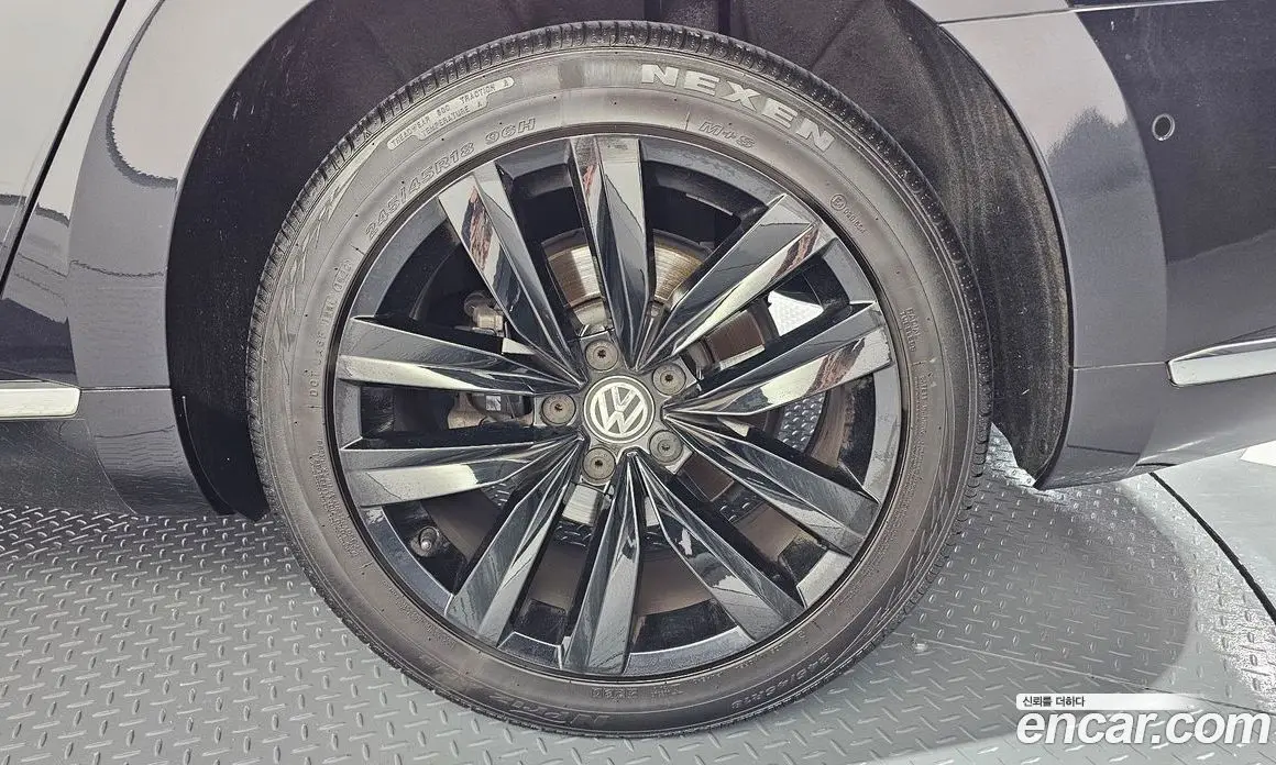 Volkswagen Arteon 2019 2.0 автомат (гидро), фото 6