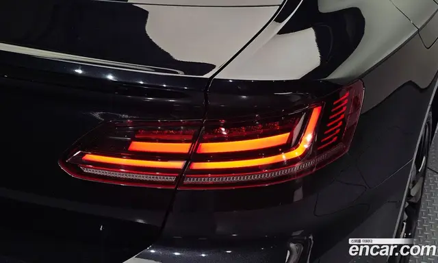 Volkswagen Arteon 2019 2.0 автомат (гидро), миниатюра 8
