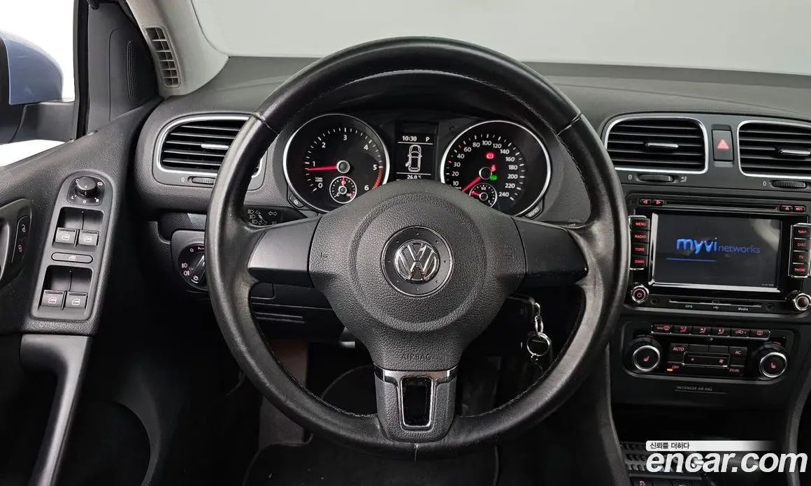 Volkswagen Golf 2011 2.0 автомат (гидро), фото 18