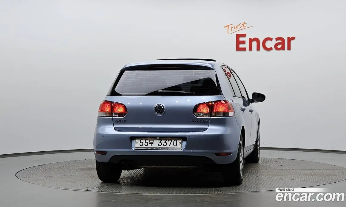 Volkswagen Golf 2011 2.0 автомат (гидро), фото 3