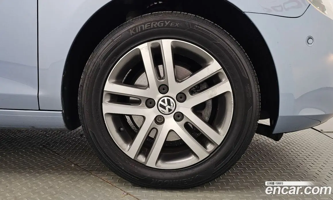 Volkswagen Golf 2011 2.0 автомат (гидро), фото 4