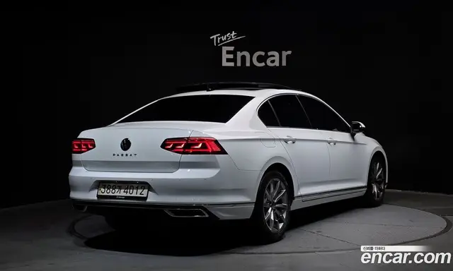 Volkswagen Passat 2021 2.0 автомат (гидро), миниатюра 2 Volkswagen Passat 2021 2.0 автомат (гидро), миниатюра 2