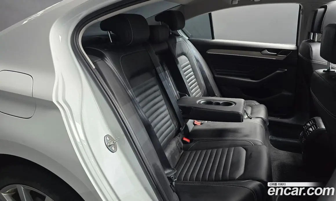 Volkswagen Passat 2021 2.0 автомат (гидро), фото 17 Volkswagen Passat 2021 2.0 автомат (гидро), фото 17