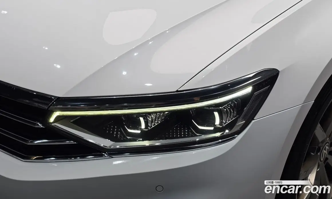 Volkswagen Passat 2021 2.0 автомат (гидро), фото 8 Volkswagen Passat 2021 2.0 автомат (гидро), фото 8