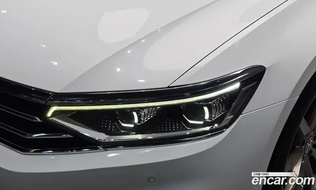Volkswagen Passat 2021 2.0 автомат (гидро), миниатюра 8 Volkswagen Passat 2021 2.0 автомат (гидро), миниатюра 8