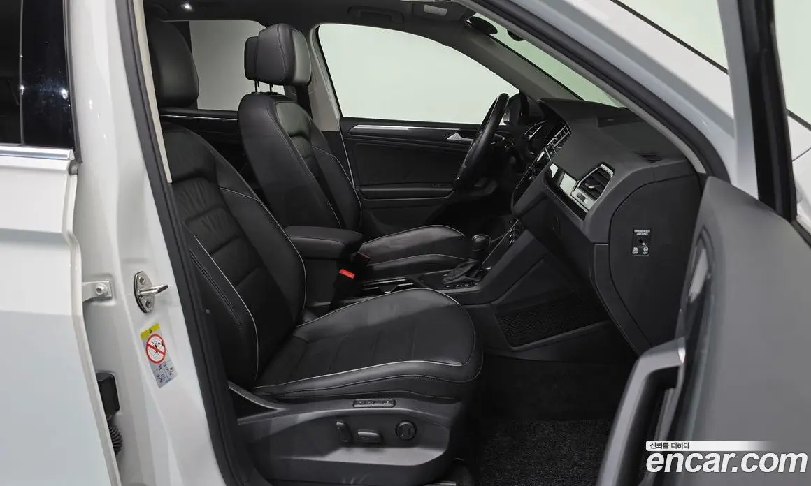 Volkswagen Tiguan 2020 2.0 автомат (гидро), фото 16