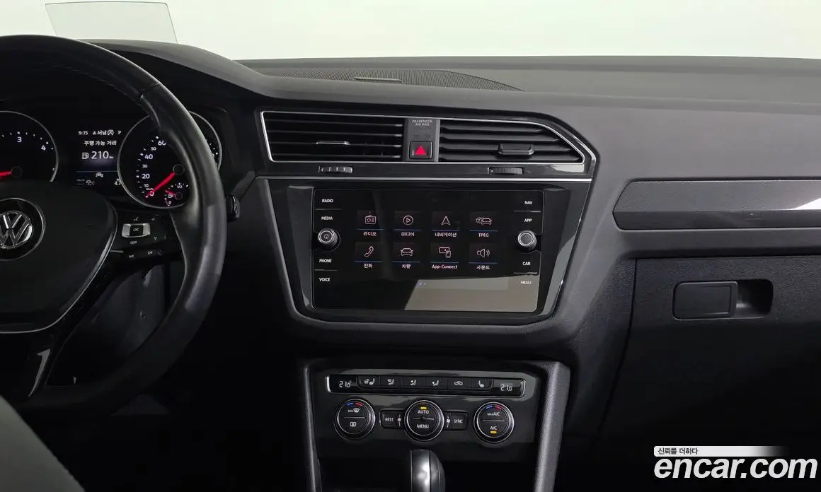 Volkswagen Tiguan 2020 2.0 автомат (гидро), фото 18