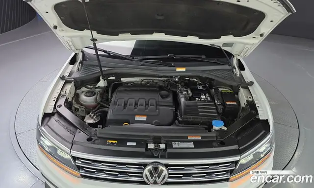 Volkswagen Tiguan 2020 2.0 автомат (гидро), миниатюра 6
