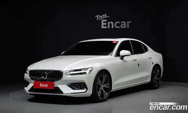 Volvo S60, 2021, 19 564 км