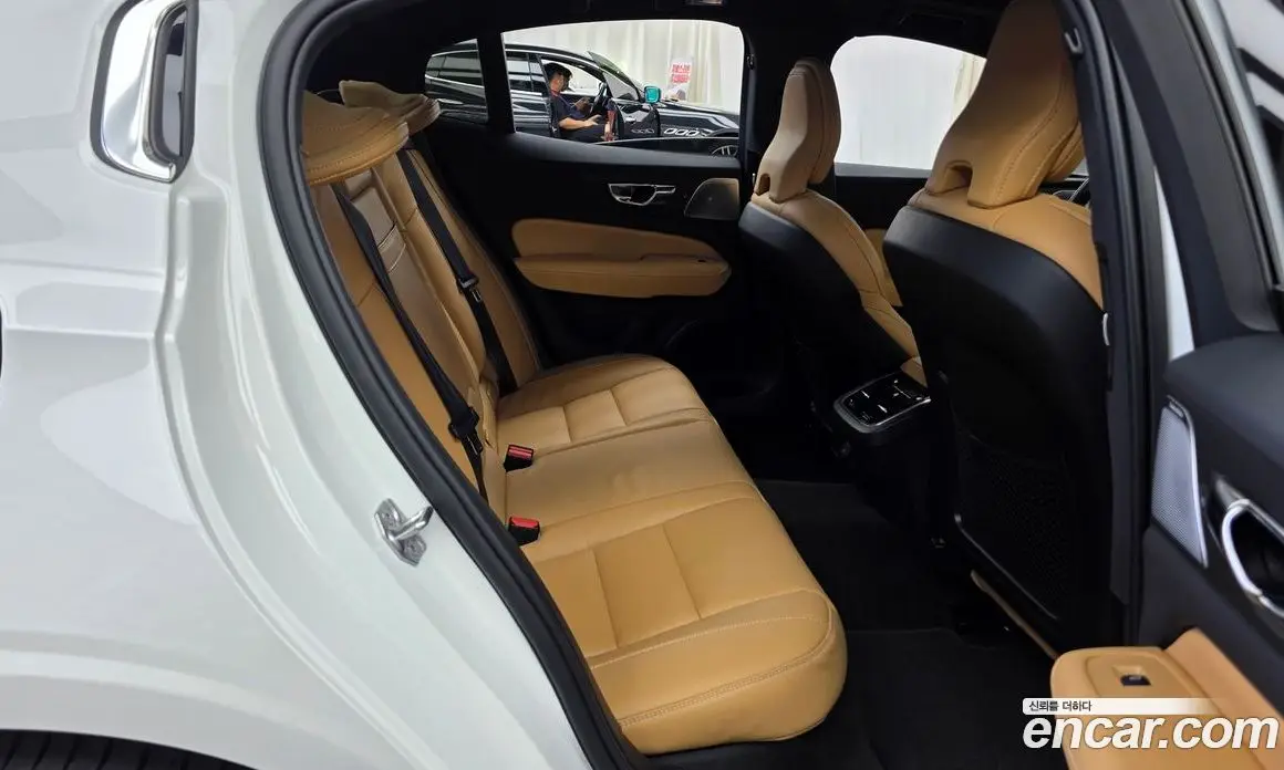 Volvo S60 2021 2.0 автомат (гидро), фото 18