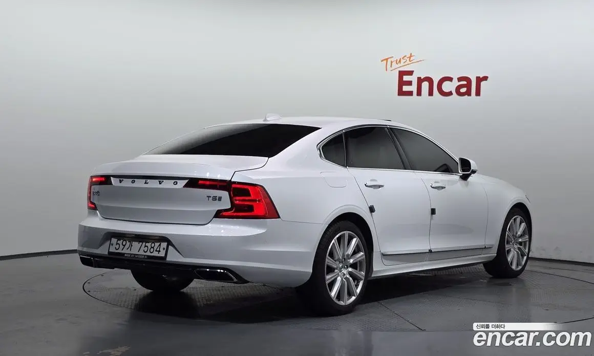 Volvo S90 2019 2.0 автомат (гидро), фото 2 Volvo S90 2019 2.0 автомат (гидро), фото 2